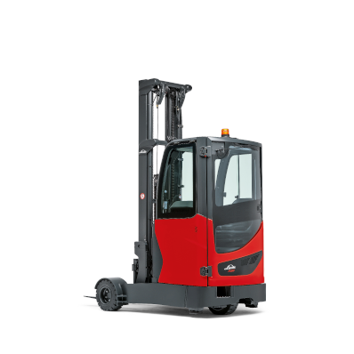Reach trucks (8)